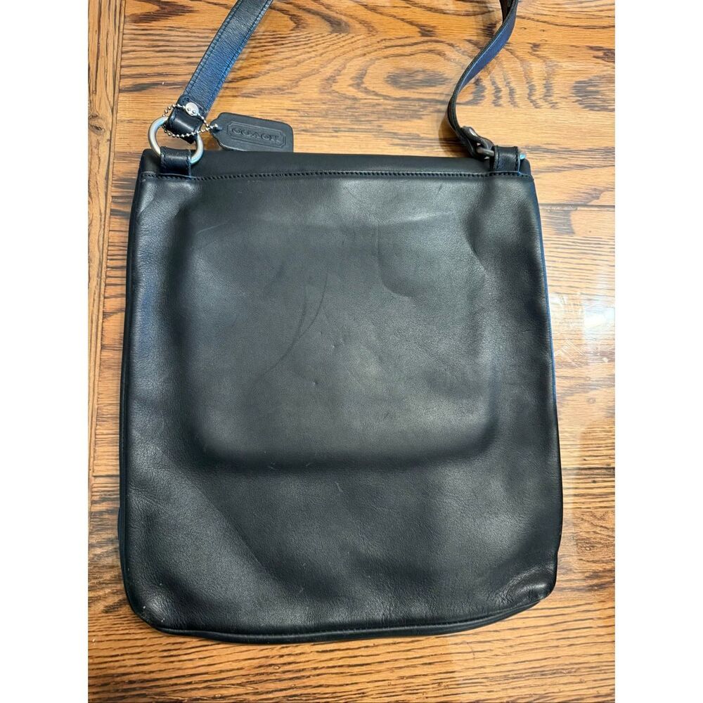 Vintage Coach Chelsea Black Leather Crossbody Swingpack Shoulder Messenger Bag - Picture 2 of 5